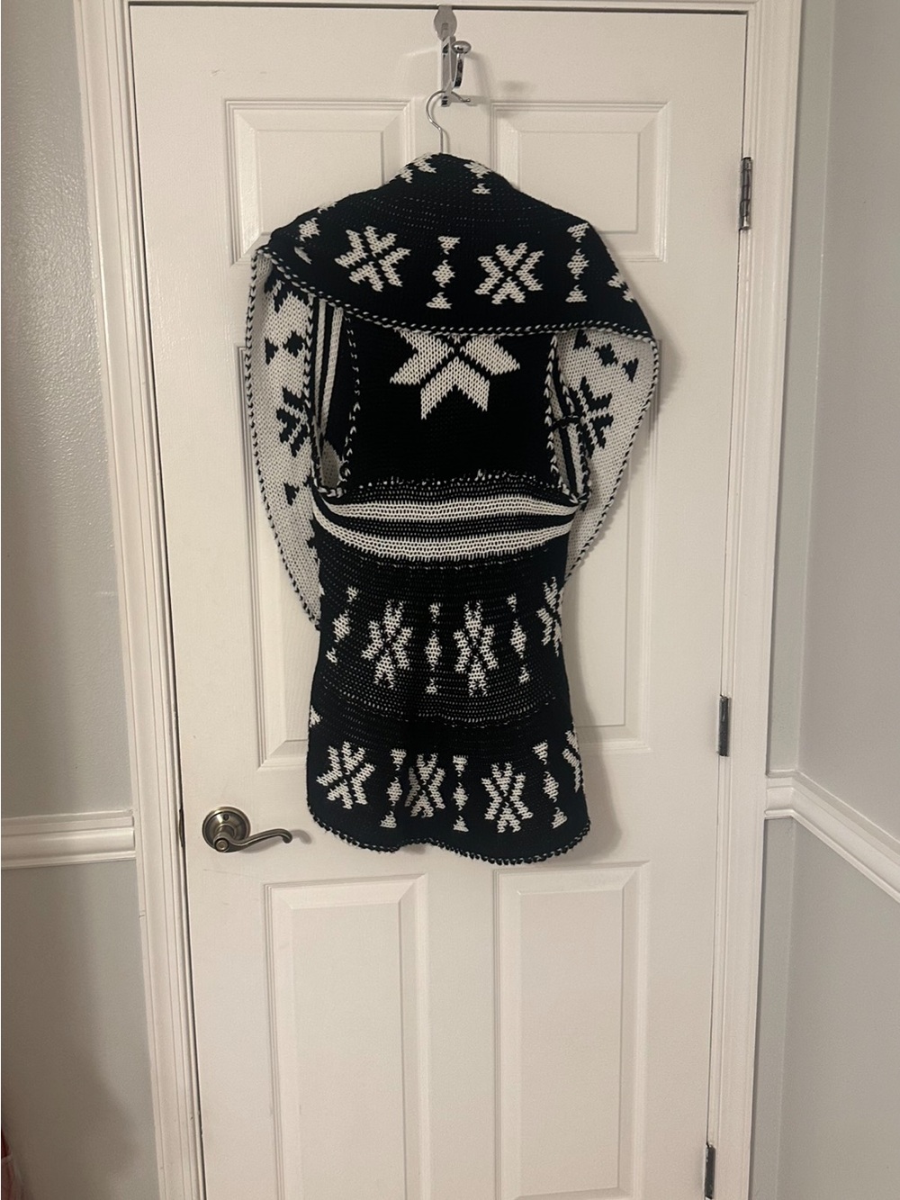 Boston Proper Black White Snowflake Waterfall Cardigan Sweater Vest Vintage - Picture 3 of 6